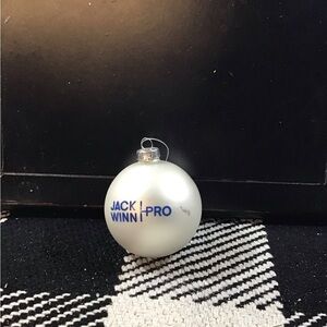Jack Winn Pro White Ornament